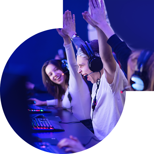 熊猫国际独家双向驱动技术<br>让电竞玩家尽情享受极致高速快感